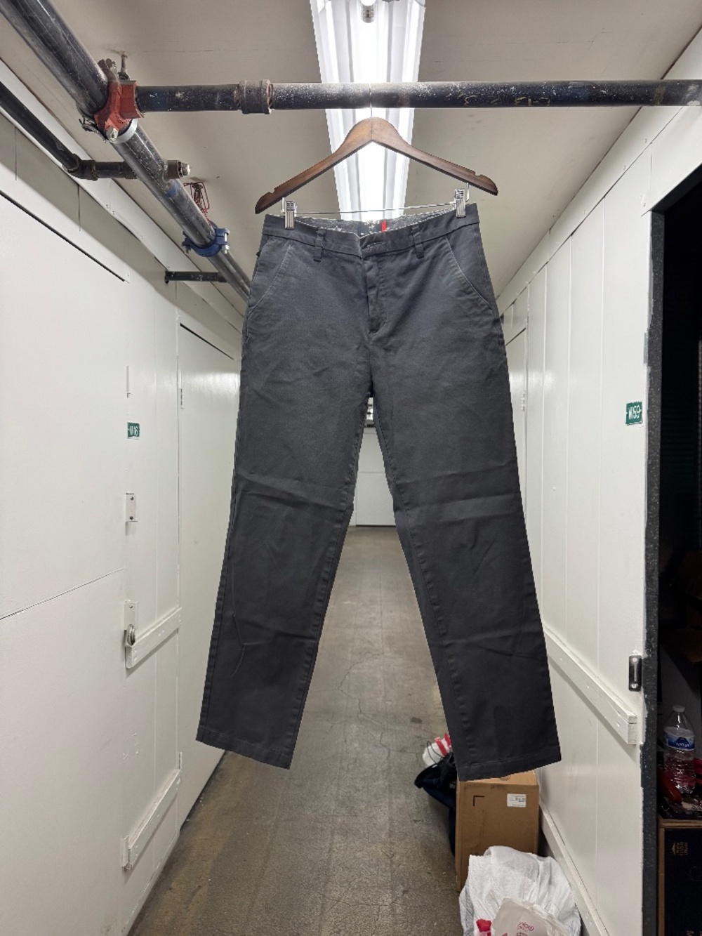 Dockers Waterless Slim Flex Side Zip Pocket 31 x 32 Chinos